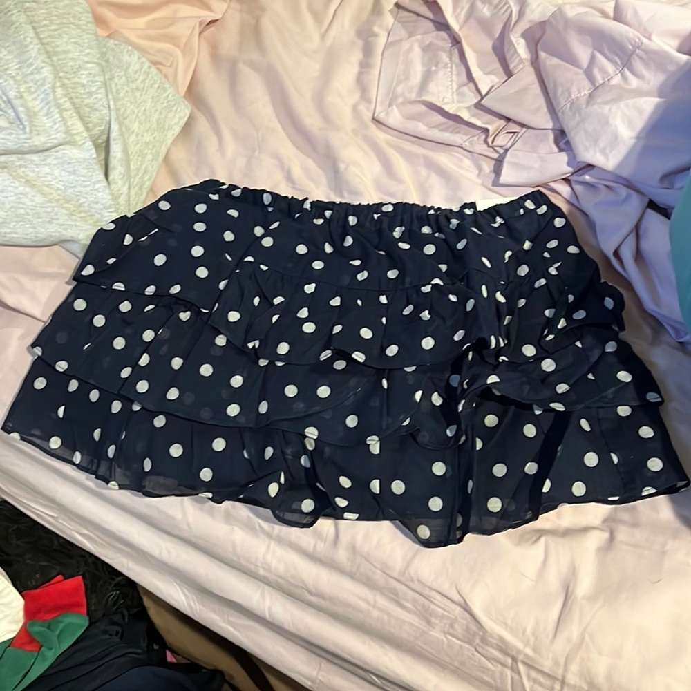 Aeropostale 3-tier ruffle skirt, navy blue polka dot. Brand new